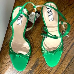 Green heels from Zara size 11, never worn